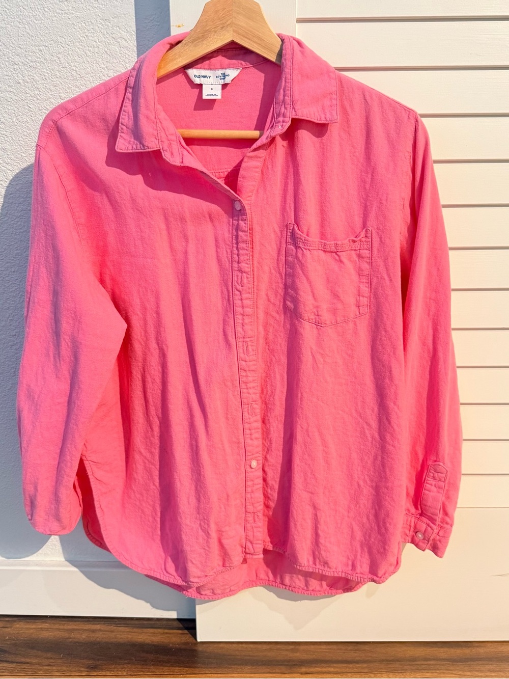 Old Navy Coral-Pink Button Down Shirt - Women's Lightweight Collared Top